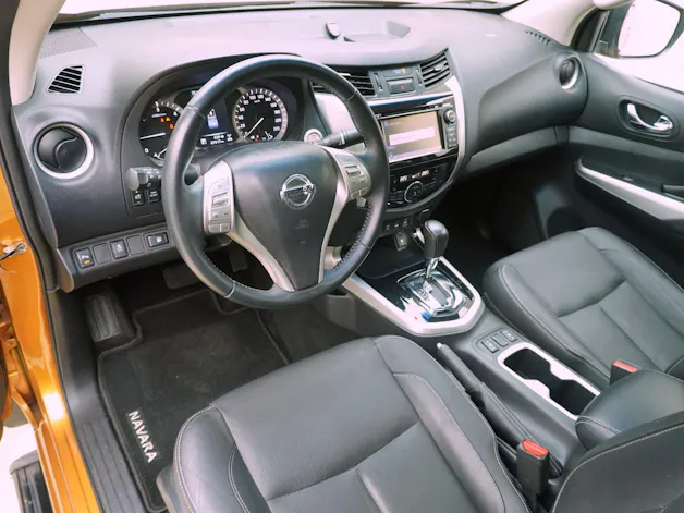 NISSAN Navara 2.3 dCi Double Cab Acenta