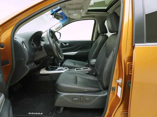 NISSAN Navara 2.3 dCi Double Cab Acenta