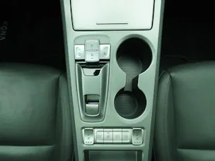 HYUNDAI Kona 64 kWh Electric Premium