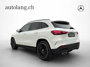 MERCEDES-BENZ GLA 220 d AMG Line 4Matic Swiss Star