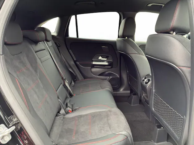 MERCEDES-BENZ GLA 250 e EQ Star AMG Line