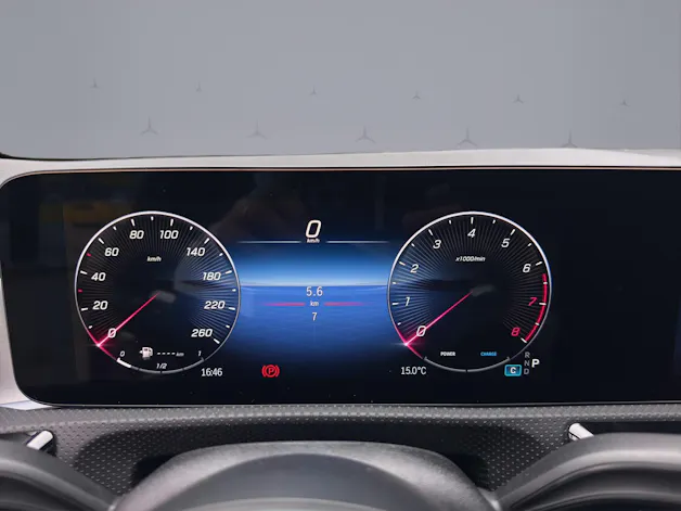 MERCEDES-BENZ A-Klasse W177 A 220 4m