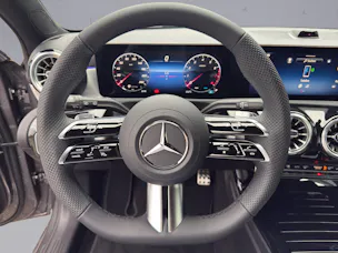 MERCEDES-BENZ A-Klasse W177 A 220 4m