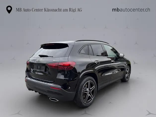 MERCEDES-BENZ GLA 250 Swiss Star AMG Line 4matic