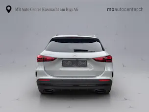 MERCEDES-BENZ GLA 200 Night Star AMG Line