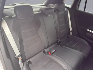 MERCEDES-BENZ GLA 200 Night Star AMG Line