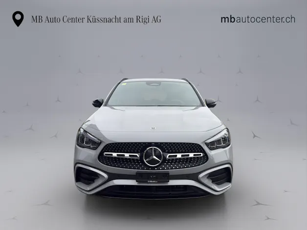 MERCEDES-BENZ GLA 200 Night Star AMG Line