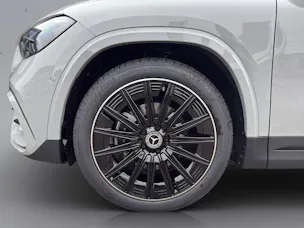 MERCEDES-BENZ GLA 200 Night Star AMG Line