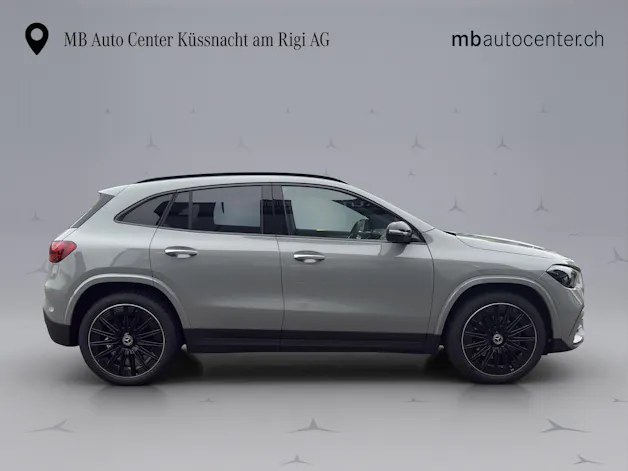 MERCEDES-BENZ GLA 200 Night Star AMG Line