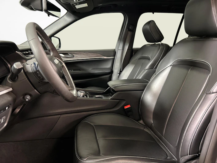 Fahrzeugbild JEEP Grand Cherokee