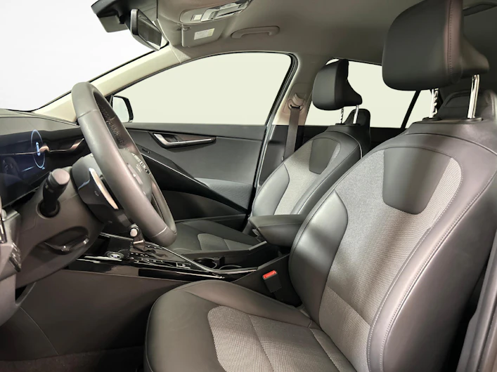 image du véhicule KIA NIRO