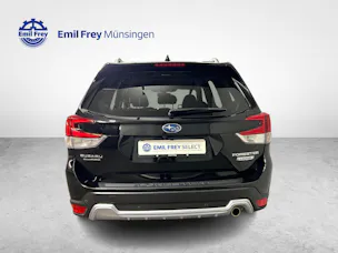 Subaru Forester Station 2.0i e-Boxer Swiss Plus