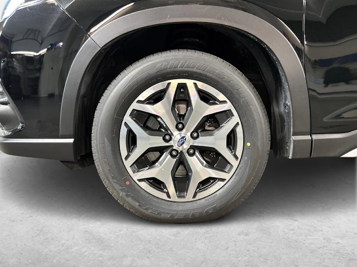 immagine del veicolo SUBARU FORESTER