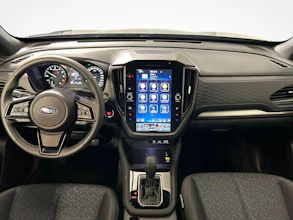 https://vehicle.imgix.net/4528481/dba32067-23bd-42bf-8baa-818f709bb3e5.jpg