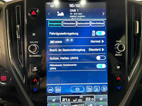 https://vehicle.imgix.net/4528485/0e466a1d-9f31-4ae7-afd7-c5914e8cd6ab.jpg