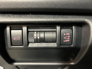 immagine del veicolo SUBARU Forester Station 2.0i e-Boxer Swiss Plus