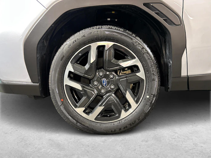 immagine del veicolo SUBARU FORESTER