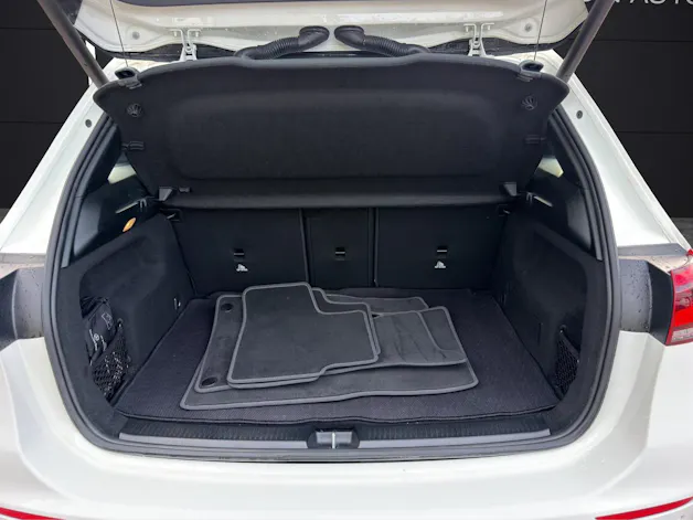 MERCEDES-BENZ B 200 Style 4matic