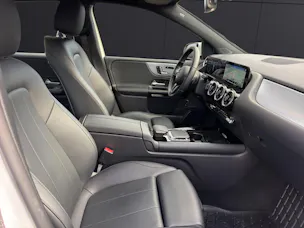MERCEDES-BENZ B 200 Style 4matic