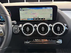 MERCEDES-BENZ B 200 Style 4matic