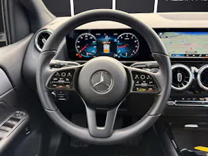 MERCEDES-BENZ B 200 Style 4matic