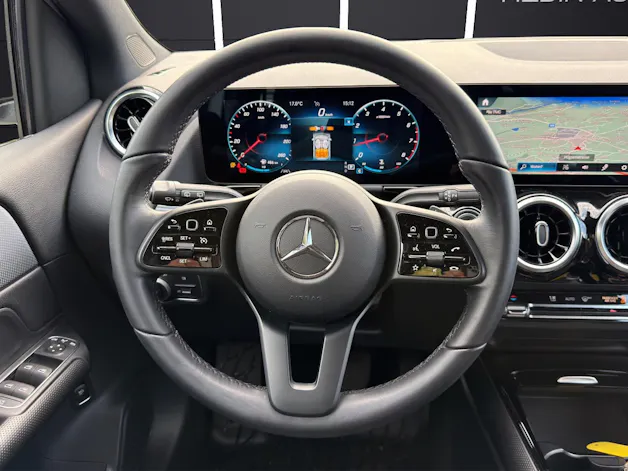 MERCEDES-BENZ B 200 Style 4matic