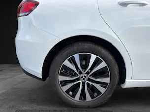 MERCEDES-BENZ B 200 Style 4matic