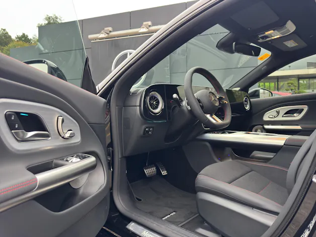 MERCEDES-BENZ CLA-Klasse C174 CLA 350 AMG Line 4matic