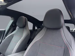 MERCEDES-BENZ CLA 350 AMG Line 4matic