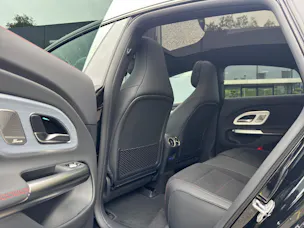 MERCEDES-BENZ CLA 350 AMG Line 4matic