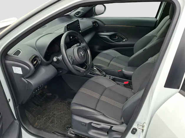 Toyota Yaris Cross 1.5 VVT-i HSD Adventure AWD-i