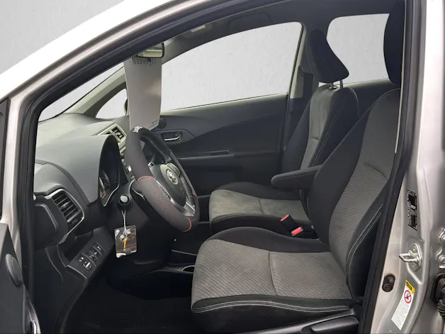 Toyota Verso-S 1.33 VVT-i Linea Luna MdS
