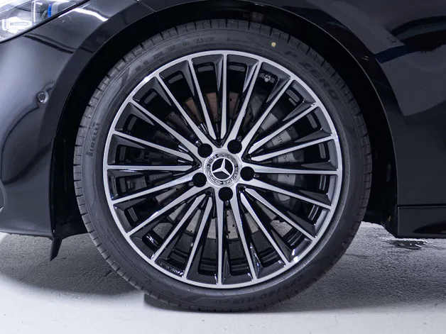 MERCEDES-BENZ C 220 d 4MATIC Swiss Star