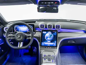 MERCEDES-BENZ C 220 d 4MATIC Swiss Star
