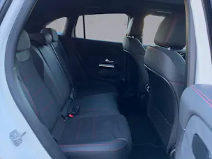 MERCEDES-BENZ GLA-Klasse H247 GLA 200 Night Star AMG Line