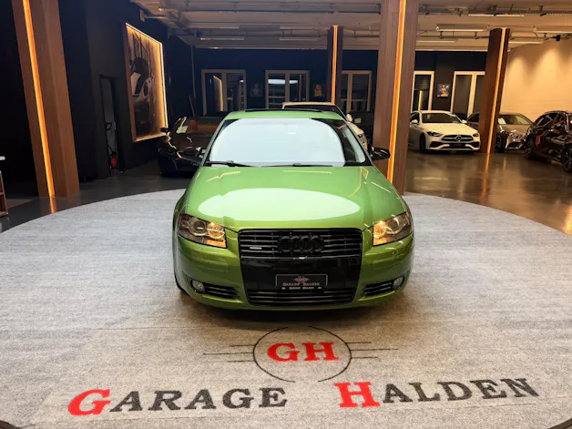 AUDI A3 3.2 V6 Ambition quattro