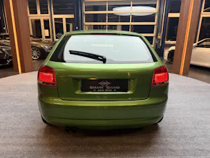 AUDI A3 3.2 V6 Ambition quattro