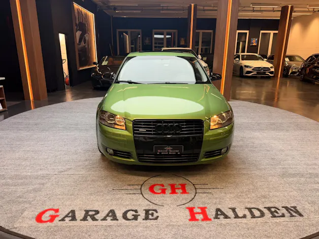 AUDI A3 3.2 V6 Ambition quattro