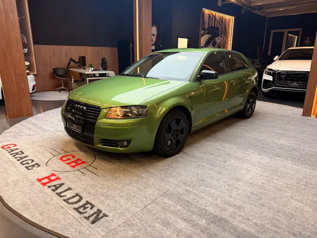 AUDI A3 3.2 V6 Ambition quattro