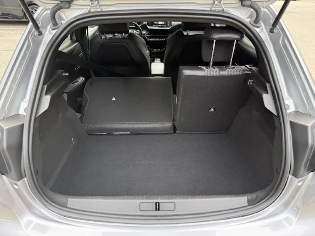 PEUGEOT 208 Essence 130ch Automatique GT