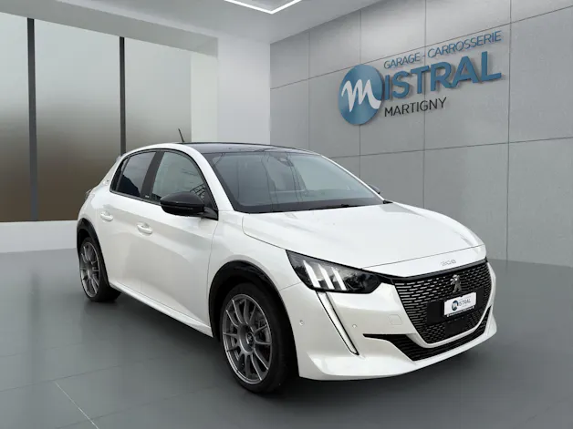 PEUGEOT 208 1.2 PureTech 130 GT Pack