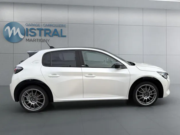 PEUGEOT 208 1.2 PureTech 130 GT Pack