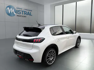 PEUGEOT 208 1.2 PureTech 130 GT Pack