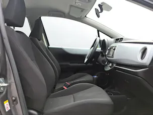 Toyota Yaris 1.5 VVT-i HSD Luna