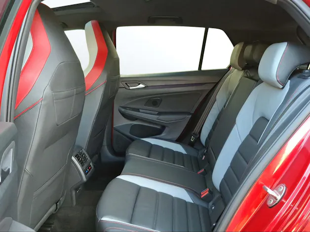 VW Golf VIII 2.0 TSI GTI DSG