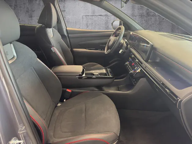 HYUNDAI Tucson 1.6 T-GDi HEV N-Line 4WD