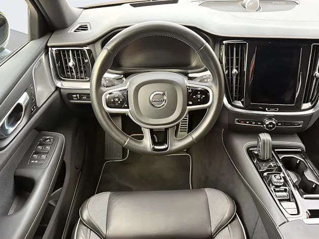 VOLVO V60 2.0 T8 TE R-Design eAWD