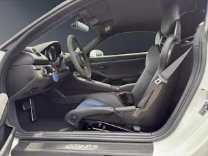 PORSCHE 718 Cayman 4.0 GT4 RS PDK