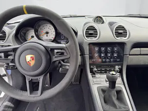 PORSCHE 718 Cayman 4.0 GT4 RS PDK