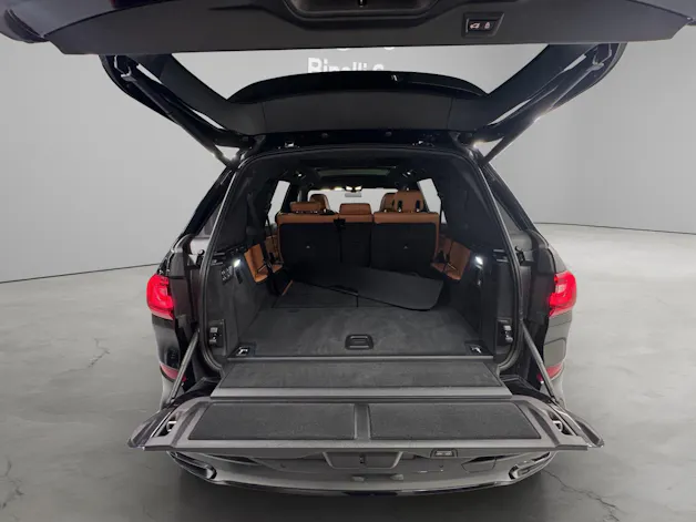 BMW X7 G07 40i xDrive SAG
